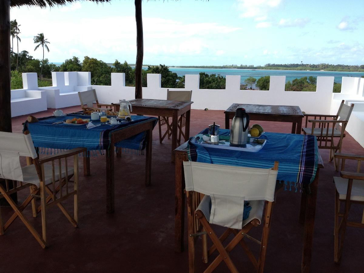 Emerald Bay Resort Kizungu Bagian luar foto