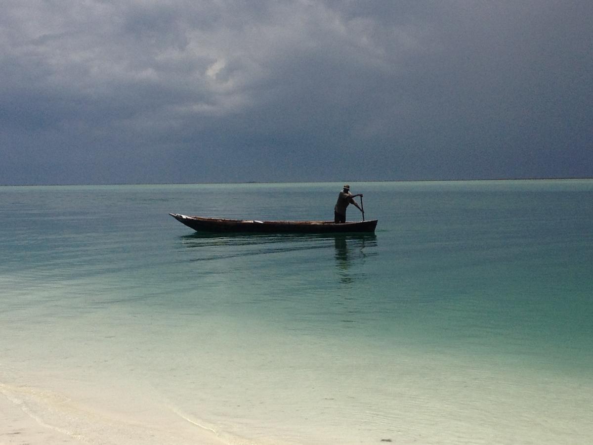 Emerald Bay Resort Kizungu Bagian luar foto