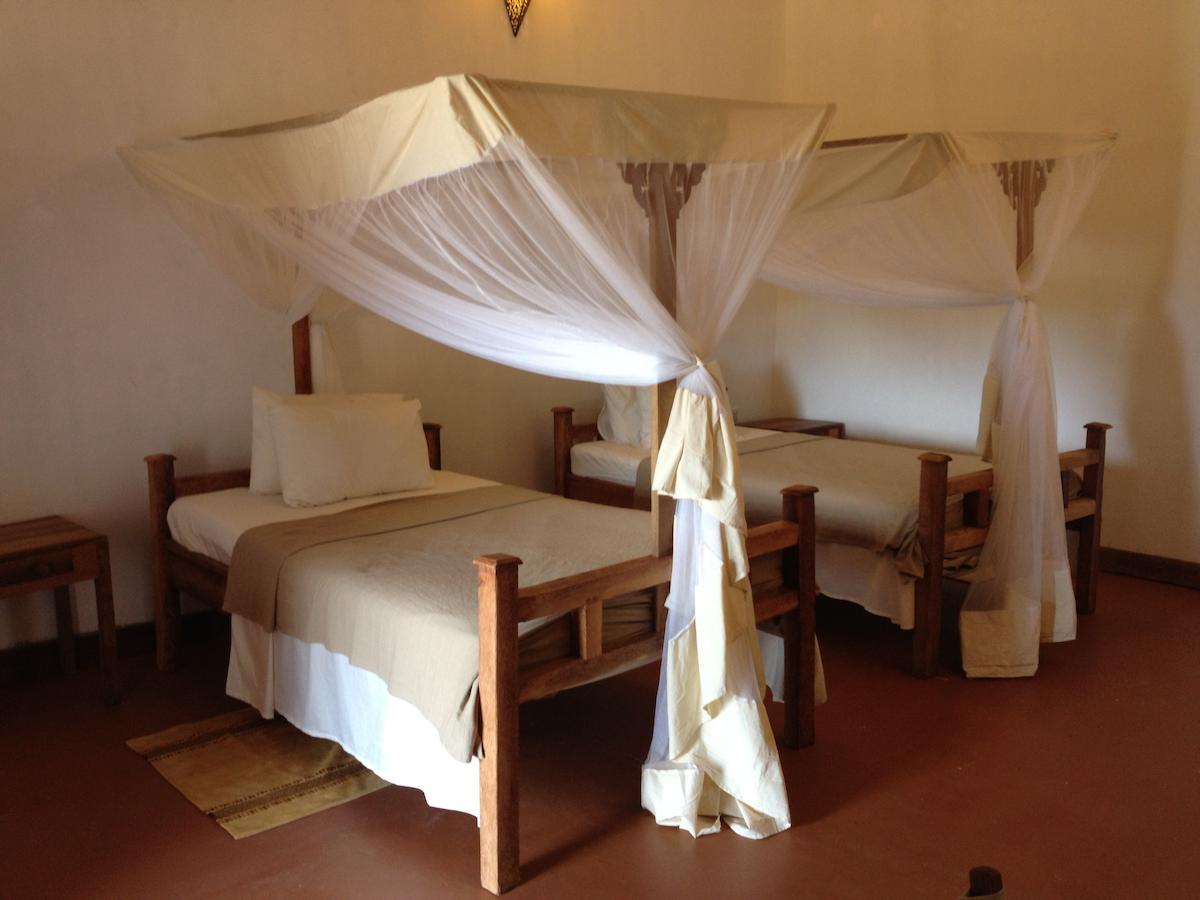 Emerald Bay Resort Kizungu Bagian luar foto