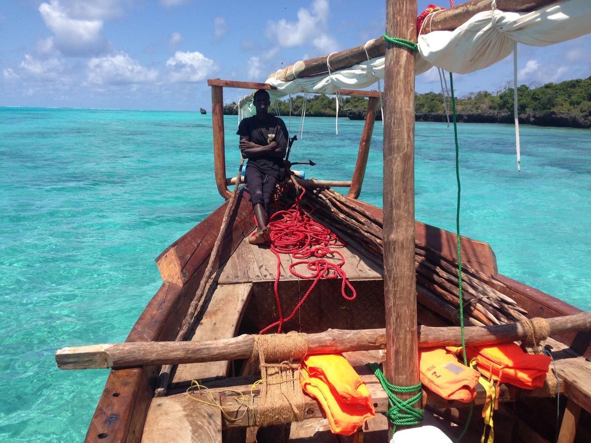 Emerald Bay Resort Kizungu Bagian luar foto